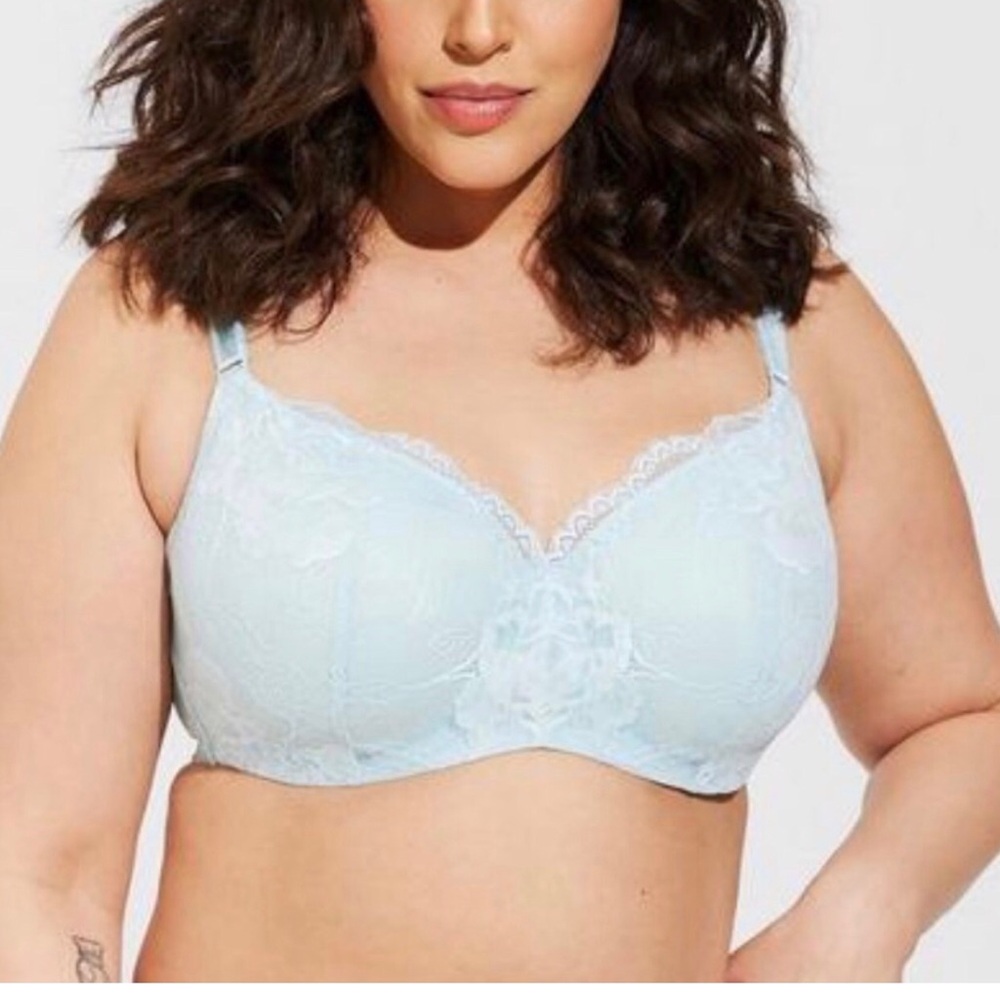 Torrid bra size 46DDD